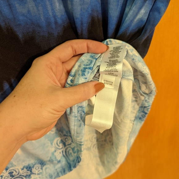 NWT LuLaRoe Small Christy Tee - Picture 4 of 5